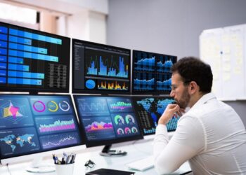 Trader accuses driver of theft, extortion – Times of India