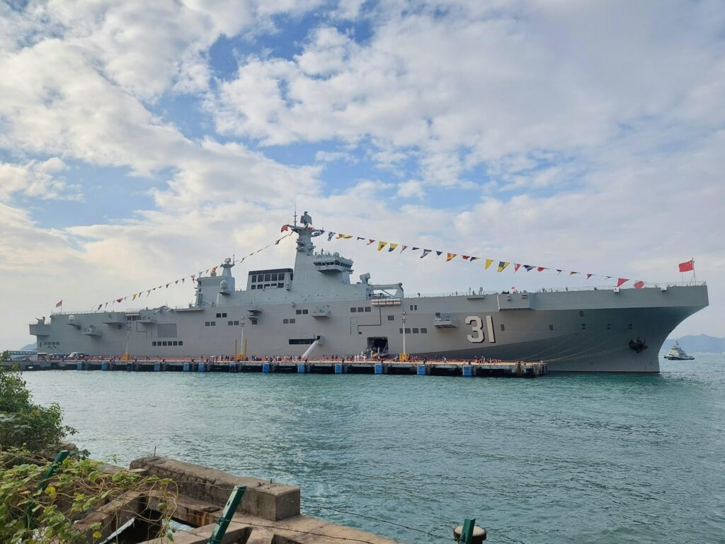 Two Chinese navy ships arrive in Ctg on goodwill visit – Risingbd.com
