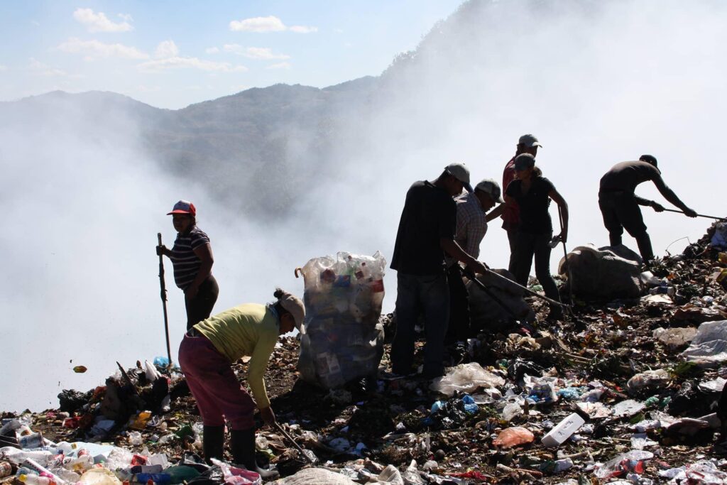 Colombian waste pickers inundate iconic Bogota square with plastic bottles to protest falling wages – The Derrick
