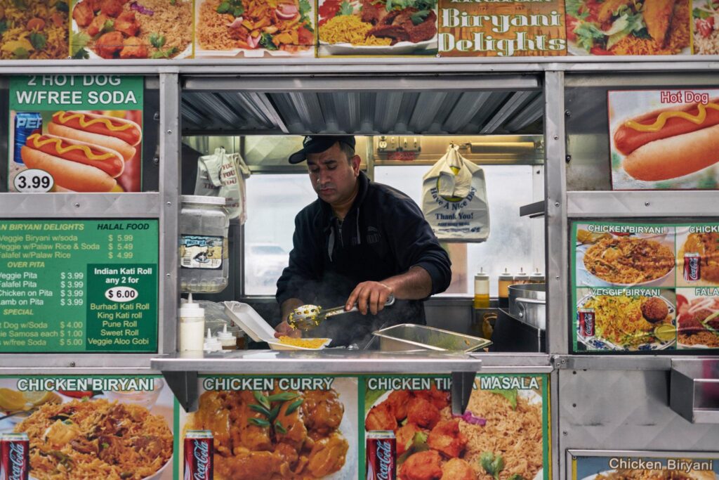 Food vendor in Cheras slammed for unhygienic noodle preparation – thesun.my