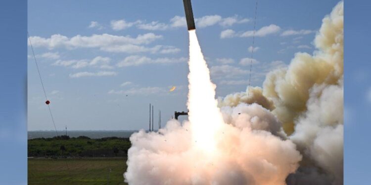 Israeli army says missile launched from Yemen detected – Middle East Eye