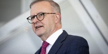 Half of all Australian landlords claimed rental losses against their taxes, ATO reveals – as it happened – The Guardian