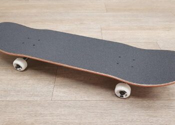 Man skateboards from Brighton to Africa in 55 days – BBC