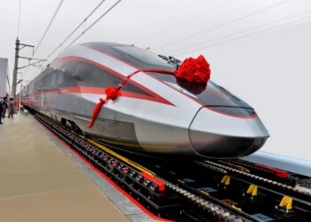 CRRC Changchun unveils Belo Horizonte metro trainset – Railway Gazette International