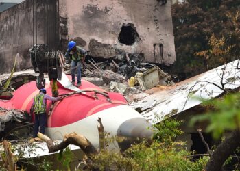 Authorities survey for more bodies after Air India crash that killed over 240 people – NPR