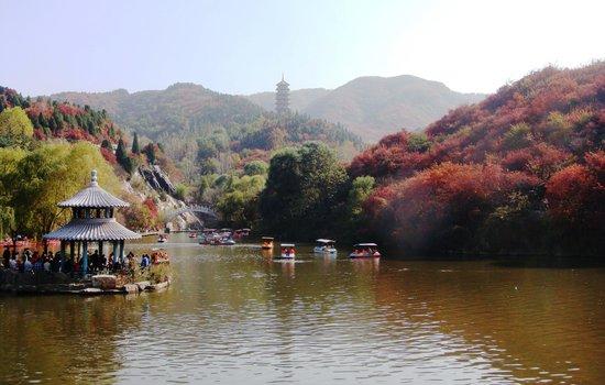 Beautiful Shandong: Red Leaf Valley in Jinan enters most beautiful season of year – 闪电新闻