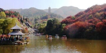 Beautiful Shandong: Red Leaf Valley in Jinan enters most beautiful season of year – 闪电新闻