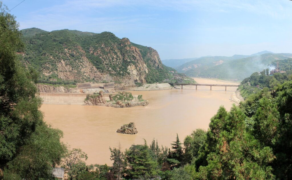 In pics: view of Yellow River flowing through Jinan, E China – Xinhua | English.news.cn – 新华网