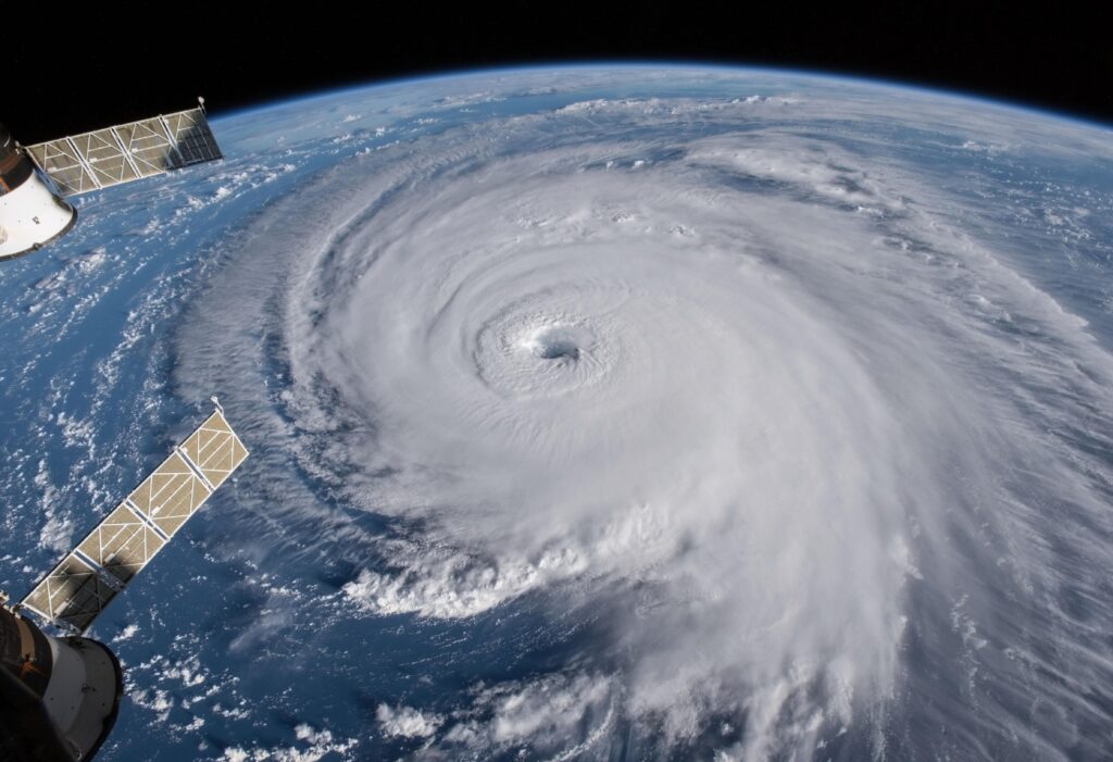 Scorching weather to continue as tropical storm misses Taiwan – Taipei Times