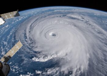 Scorching weather to continue as tropical storm misses Taiwan – Taipei Times