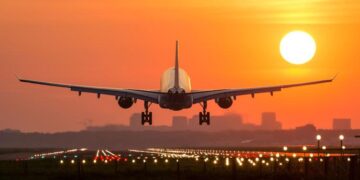 More than 1,500 flights cancelled as French strike disrupts summer getaways – France 24