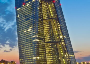 ECB Officials See a Chance for Europe to Compete With U.S. and China – The New York Times