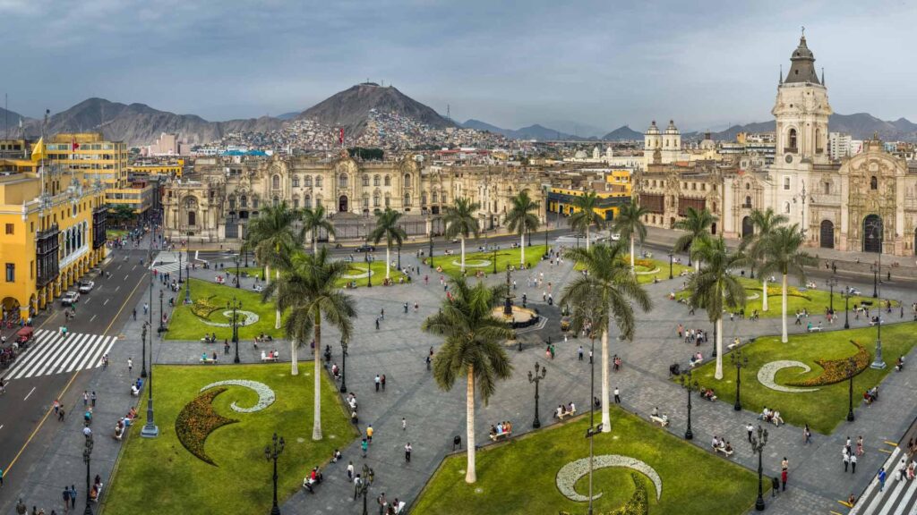 Lima, Peru earthquake: Chilling videos show devastation caused by 5.6 magnitude quake; one killed, several injured – Hindustan Times – Hindustan Times