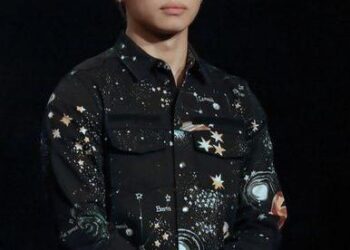 Big Bang’s star Daesung enjoys spring rolls, coconut smoothie during Ho Chi Minh City visit – VnExpress International