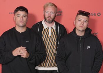 Kneecap advert ‘banned’ on London Tube network – BBC