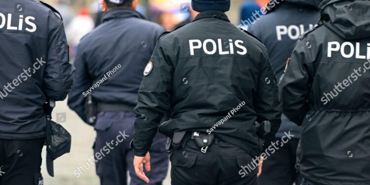 Turkish police arrest more than 50 people before banned Istanbul Pride parade – The Guardian
