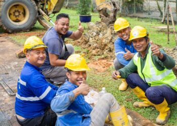 2M Filipino workers to benefit from $100 pay hike bid – The Manila Times