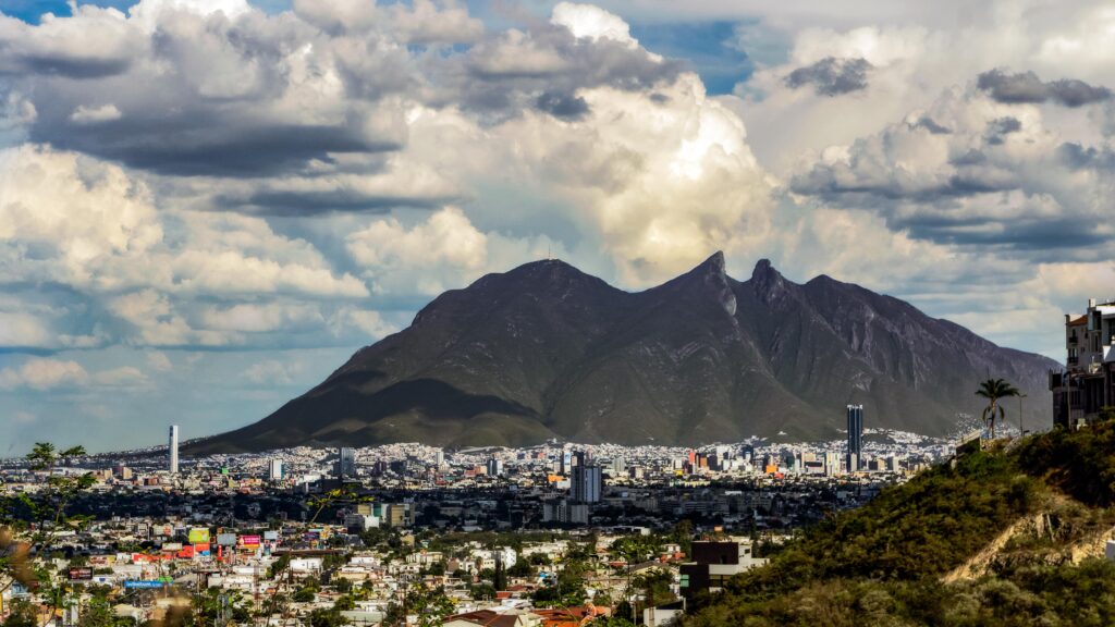 Monterrey selected as site for new North American heavy-duty truck plant – Volvo Group