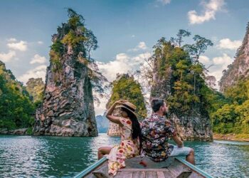 Thailand And China Battle Relentless Storm Havoc As Thai AirAsia Flight Bears The Full Brunt Of A Violent Hailstorm Over Chongqing – Travel And Tour World