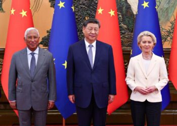 China’s Xi urges Europe to make ‘the right strategic choice’ amid global trade turbulence at key summit – CNN