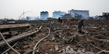 CNN on blast site in Tel Aviv: ‘A scene of complete devastation’ – CNN