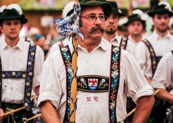 Fusing old and new: Tradition meets modernity in China’s “Venice of the East” – Euronews.com