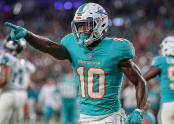Miami Dolphins to face Washington Commanders on Nov. 16 in Madrid, NFL confirms – The Palm Beach Post