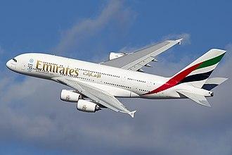 Video: Emirates bans power bank use after smoke fills KLM flight from Brazil this week – NL Times