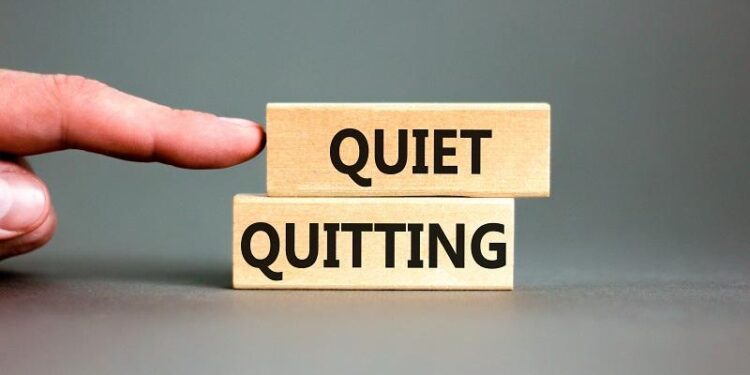 France’s Quiet Quitters Get Louder This Summer – Bloomberg.com