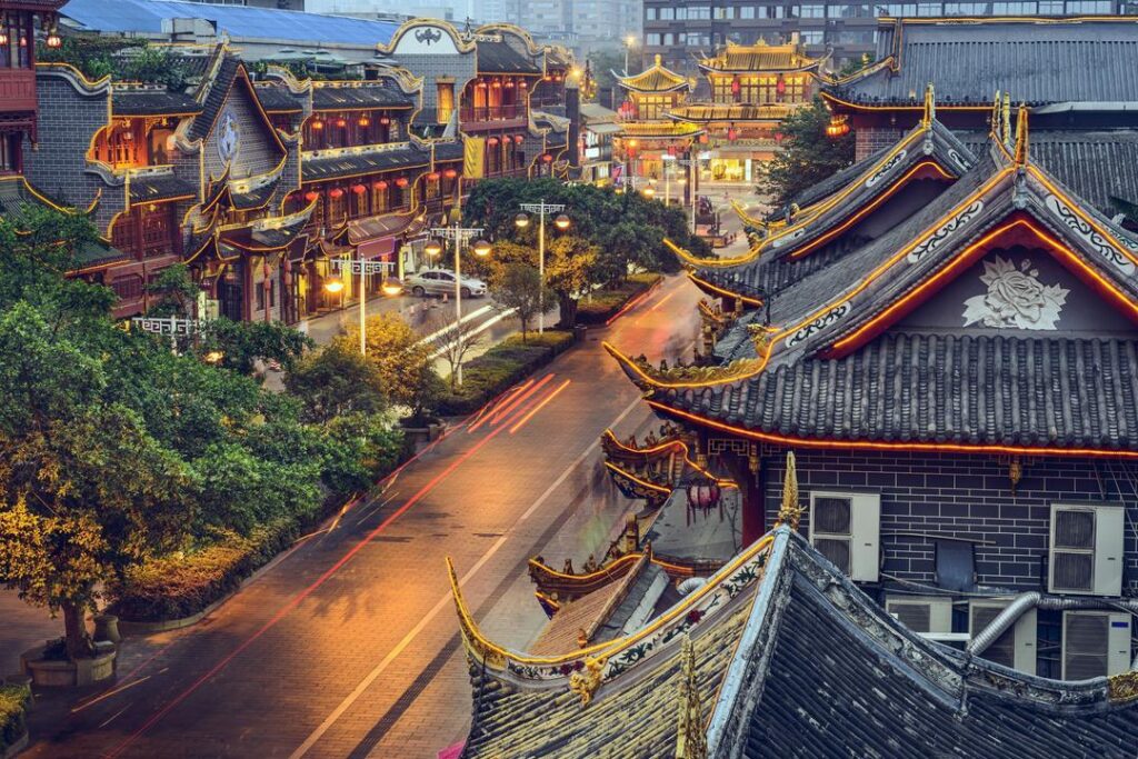 Strolling through city life in downtown – Chengdu, China 4K – MSN