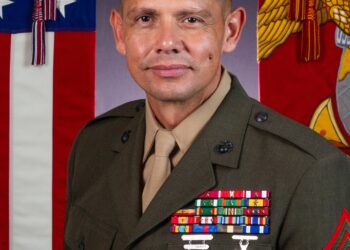 News – SMMC awards MSG Marines for life-saving aid in 1977 – DVIDS