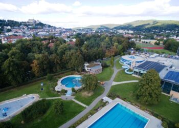 OCEANIA CRUISES TO DEBUT BESPOKE, LUXURIOUS NEW AQUAMAR® BATH + SKINCARE ESSENTIALS IN ALL GUEST ACCOMMODATIONS IN SPRING 2025 – Norwegian Cruise Line Holdings Ltd.