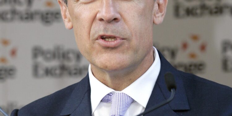 Carney Pushes Energy, Defense Deals in Europe in Pivot From US – Bloomberg.com