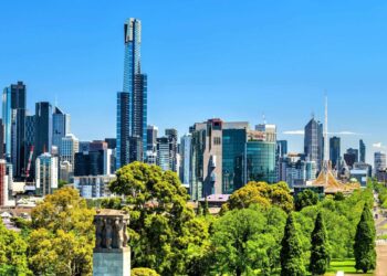 I moved to Melbourne from Ireland and absolutely LOVED it… but the town I’ve just relocated to is unfriendly, rude and racist. Is this normal? – Daily Mail