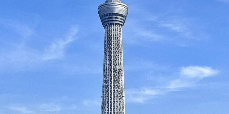 Tokyo Skytree glows in Tricolour to welcome PM Modi – Tribune India