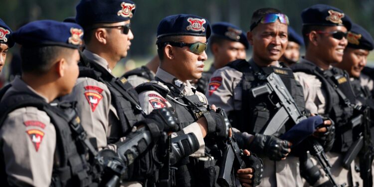 Indonesian police fire tear gas, rubber bullets at student protesters – Reuters