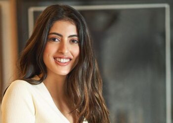 Navya Naveli Nanda, Armaan Malik Meet Apple CEO Tim Cook in Mumbai – INDIA New England News