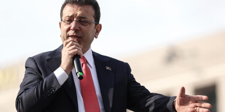 Turkish opposition Istanbul HQ seized under police guard – Middle East Eye