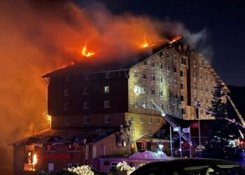 Hotel fire in India’s Kolkata kills 14 – Reuters