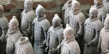 Analysis: Xi’an massive lockdown tests limits of China’s zero-Covid policy – CNN