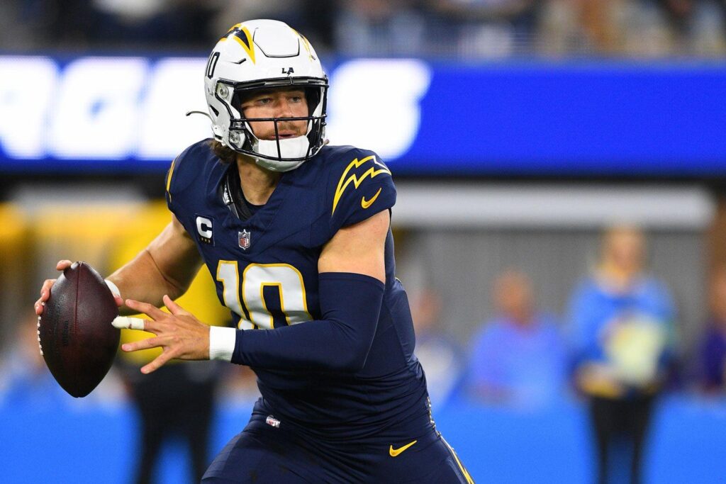 Chargers at Las Vegas Raiders: Who has the edge? – Orange County Register
