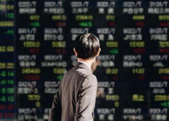 Asian Stocks Gain at Open After Wall Street Rally: Markets Wrap – Bloomberg.com