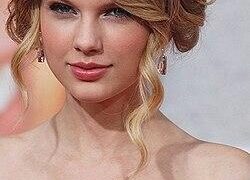 Taylor Swift Just Confirmed ‘The Life of a Showgirl’ Movie—Here’s Everything We Know – Cosmopolitan