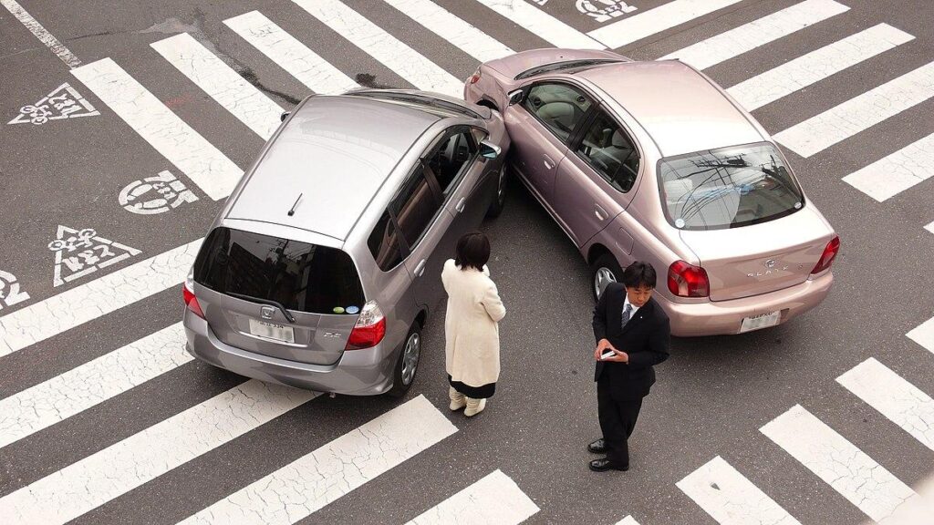 Traffic accident in SW China’s Kunming kills 2, injures 9, driver arrested – ecns.cn
