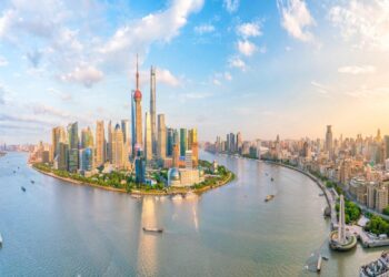 Shanghai relocates hundreds of thousands due to tropical storm – Reuters