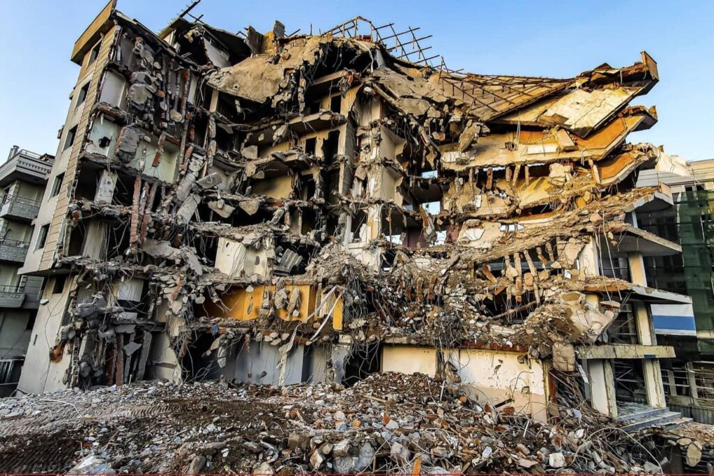 Building collapses on the Egyptian coast blamed on climate change – Nature