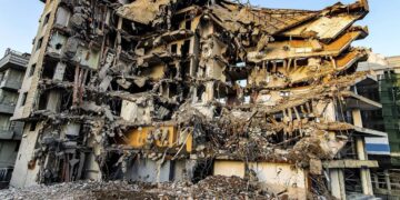 Building collapses on the Egyptian coast blamed on climate change – Nature