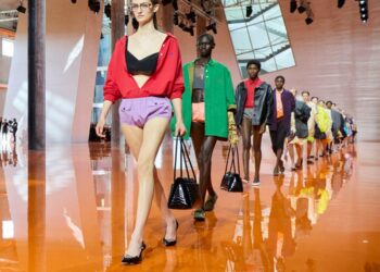 Asia Album: Highlights of fashion show in Pakistan’s Karachi – Xinhua