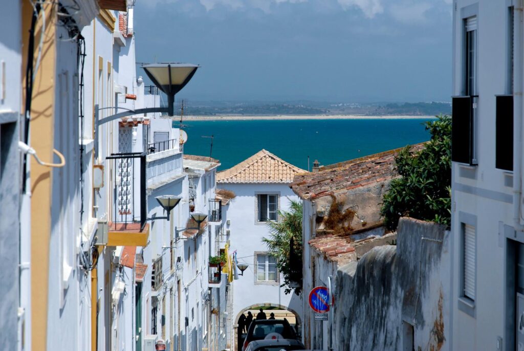 How Lagos’ street markets inspired a new generation of Nigerian creatives – wallpaper.com