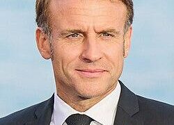 French PM resigns after 27 days, sparking fresh political chaos – CNBC